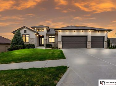 19002 Cuming Circle , Elkhorn, NE 68022
