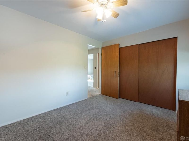 7648 Harshmanville Road, Huber Heights, OH 45424 Photo 18