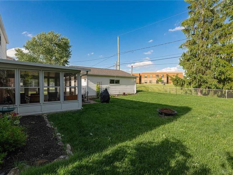 7648 Harshmanville Road, Huber Heights, OH 45424 Photo 31