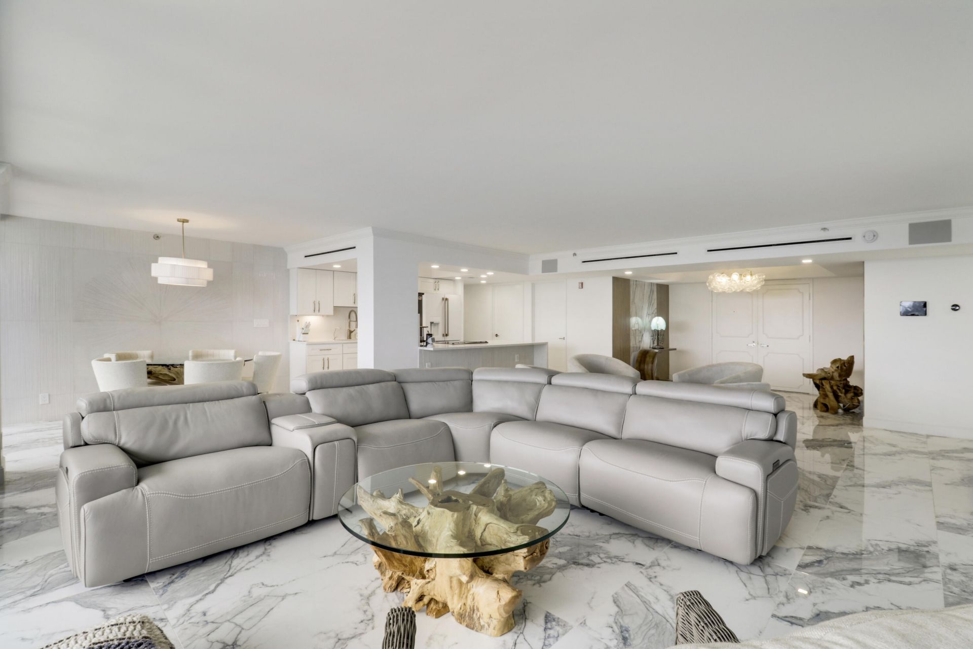 5280 N Ocean Drive, Riviera Beach, FL 33404 Photo