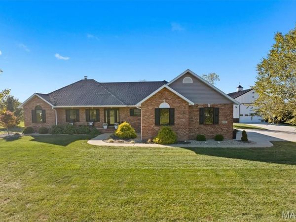 5297 Millennium Court, Edwardsville, IL 62025