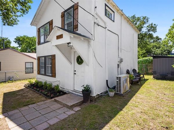 408 E Baylor Street, Weatherford, TX 76086