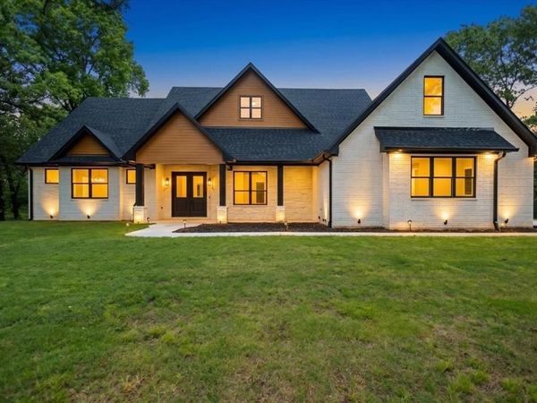 543 County Road 6305, Mineola, TX 75773