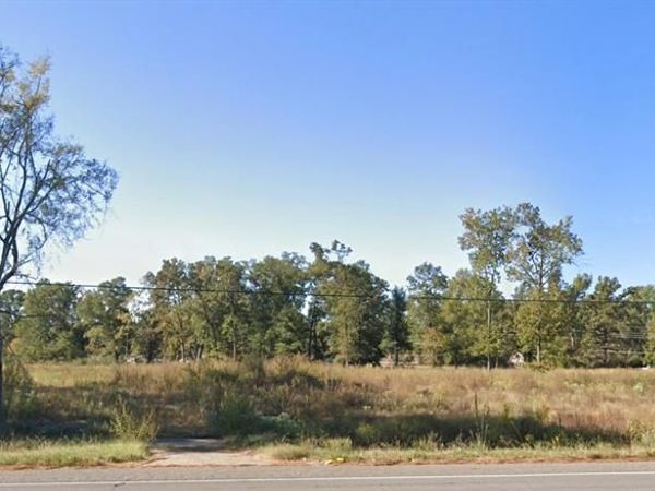 5221 N Market Street , Blanchard, LA 71107