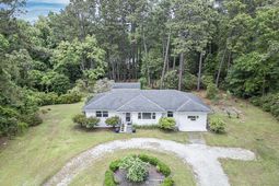 315 Golf Road photo 4