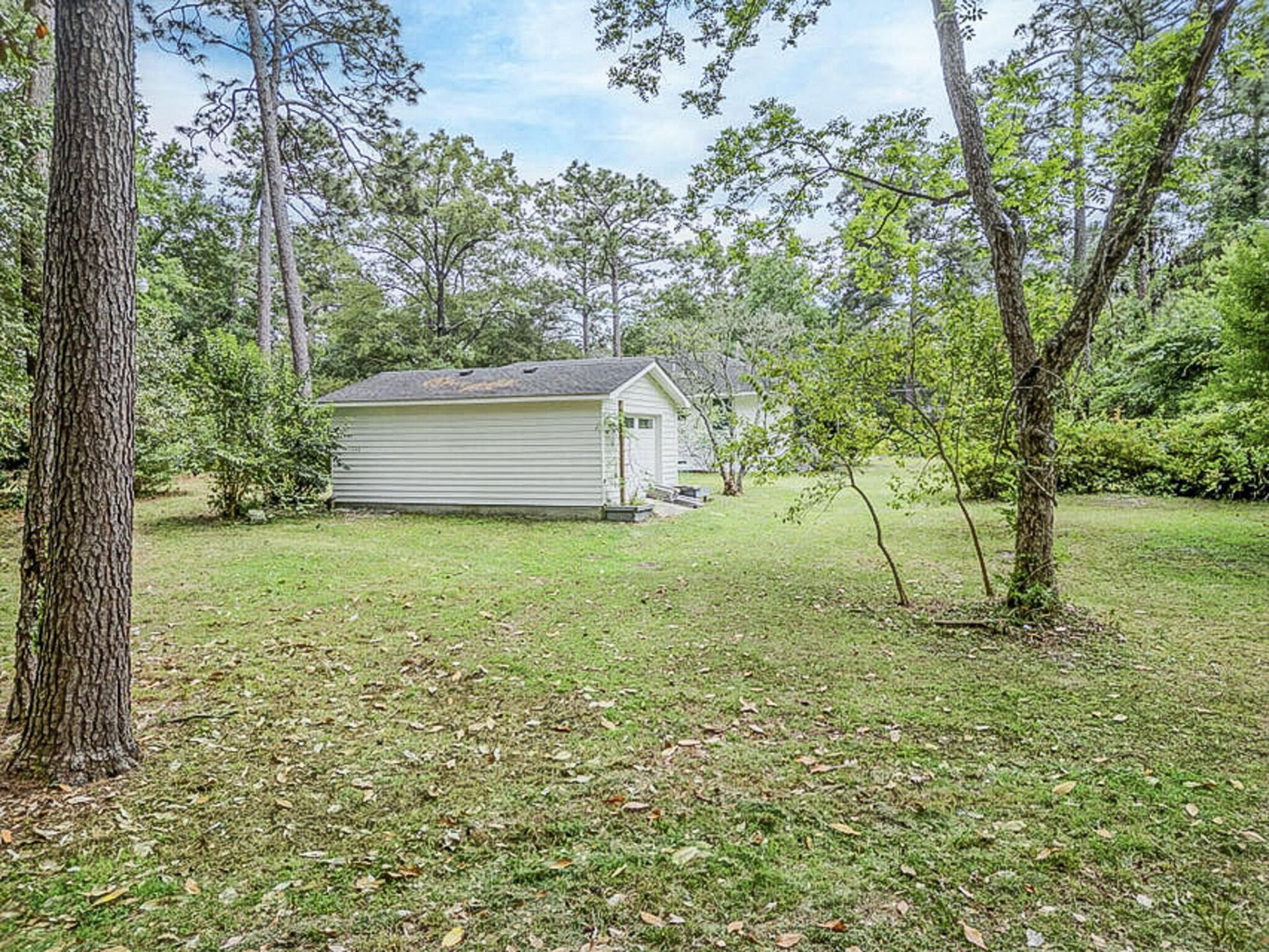 315 Golf Road Photo 40