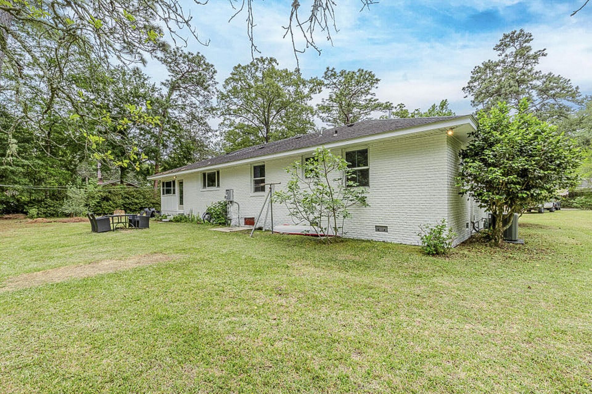 315 Golf Road Photo 46