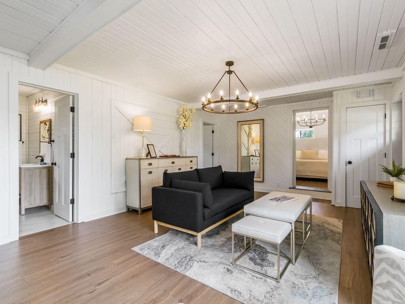 4450 E Johnstown Road , Columbus, OH 43230 Photo 10