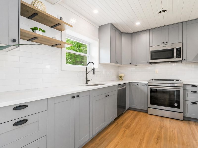 4450 E Johnstown Road , Columbus, OH 43230 Photo 13