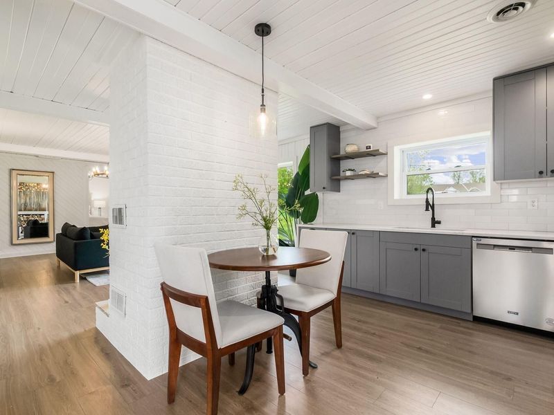 4450 E Johnstown Road , Columbus, OH 43230 Photo 17