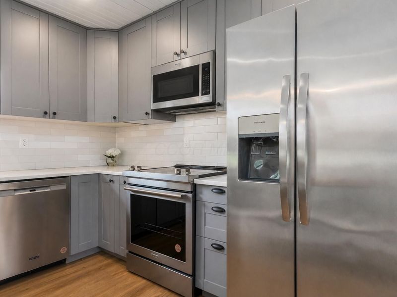 4450 E Johnstown Road , Columbus, OH 43230 Photo 18