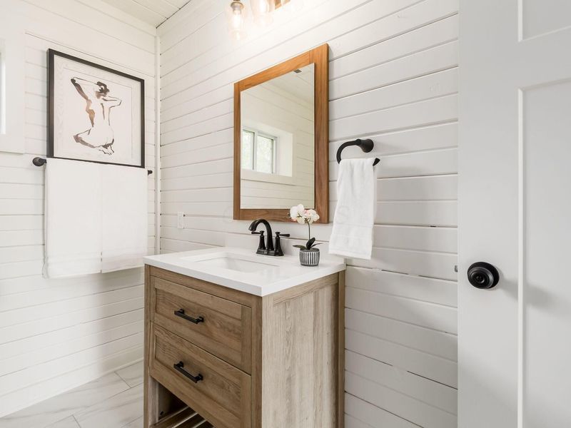 4450 E Johnstown Road , Columbus, OH 43230 Photo 24