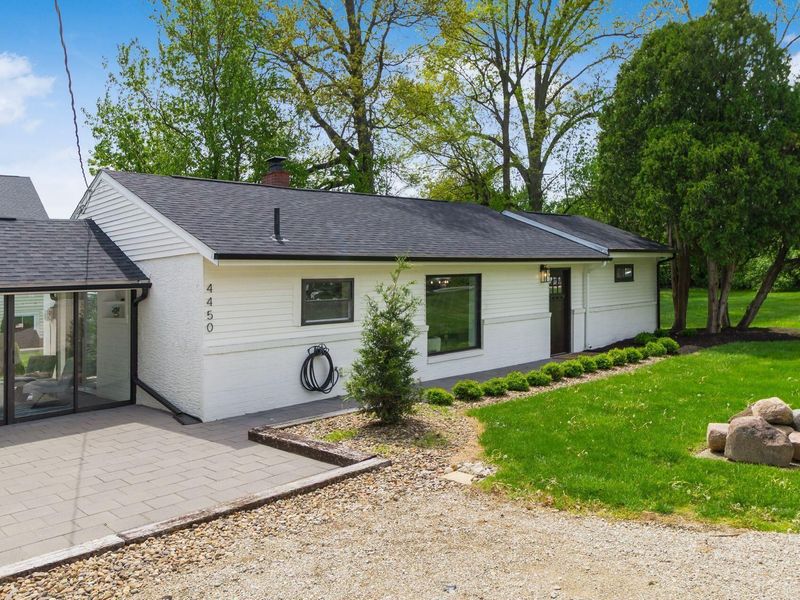 4450 E Johnstown Road , Columbus, OH 43230 Photo 3