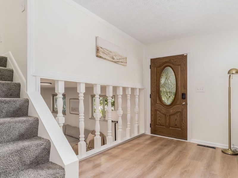 2742 Denmark Road, Columbus, OH 43232 Photo 10