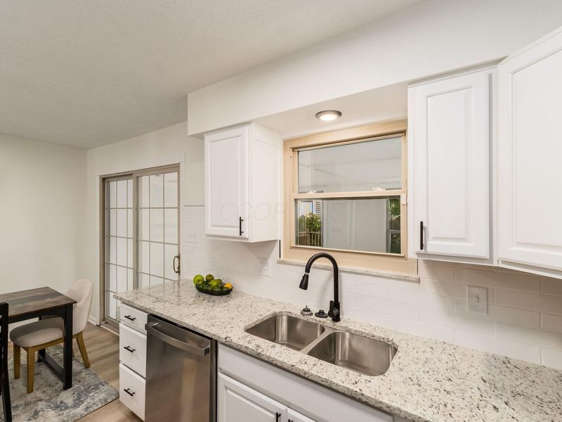 2742 Denmark Road, Columbus, OH 43232 Photo 15