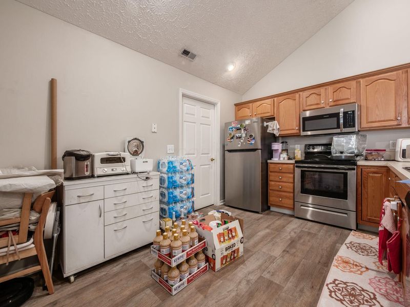 8891 Linksway Drive , Powell, OH 43065 Photo 12