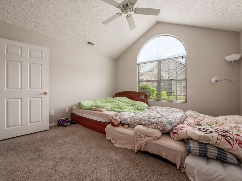 8891 Linksway Drive , Powell, OH 43065 Photo 18