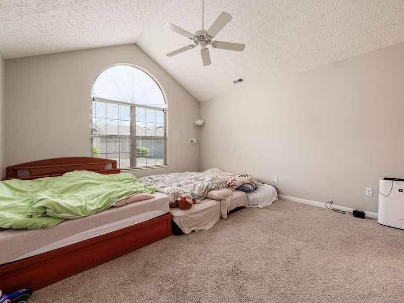 8891 Linksway Drive , Powell, OH 43065 Photo 19