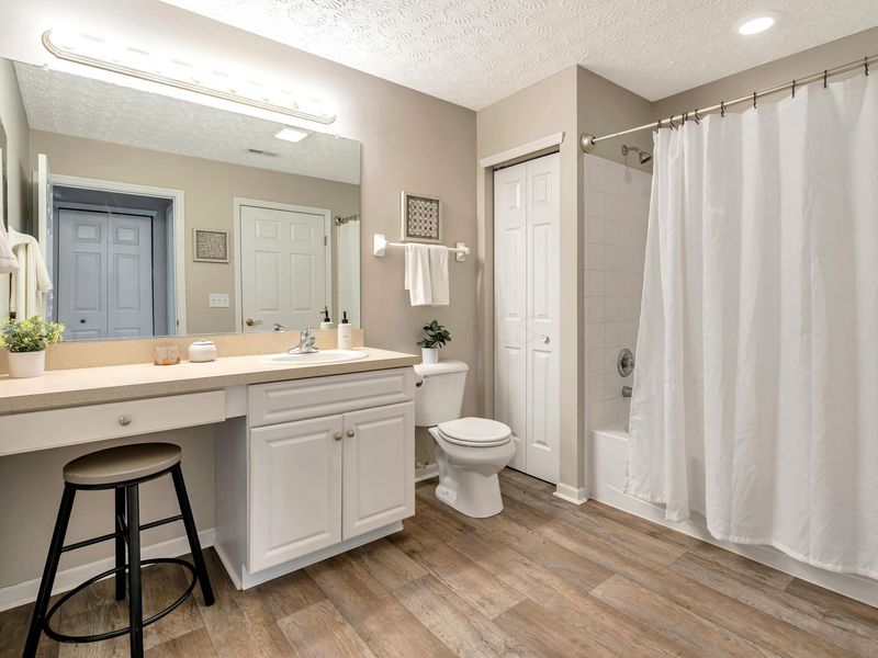 8891 Linksway Drive , Powell, OH 43065 Photo 27