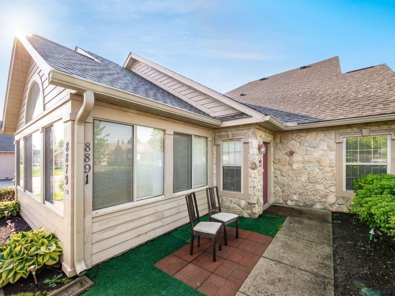 8891 Linksway Drive , Powell, OH 43065 Photo 3