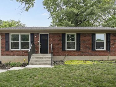 3208 Mirror Lake Drive, Lexington, KY 40515