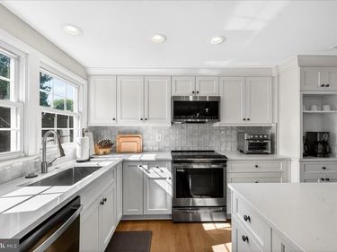 4112 MAJESTIC LANE, FAIRFAX, VA 22033