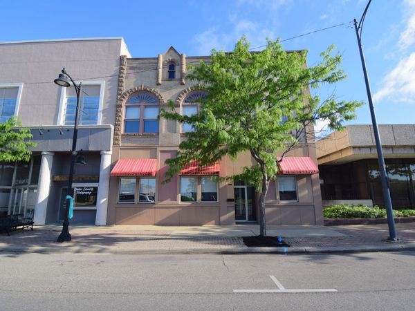 916 & 918 Main Street , Mt Vernon, IL 62864