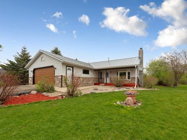 30 Winnebago Circle, Saint Clair, MN 56080