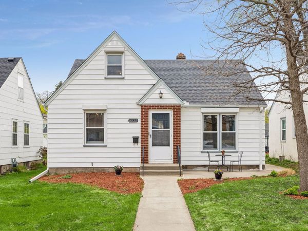 5525 26th Avenue S, Minneapolis, MN 55417