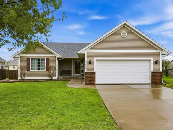 5400 Prairie Ridge Avenue , Marion, IA 52302
