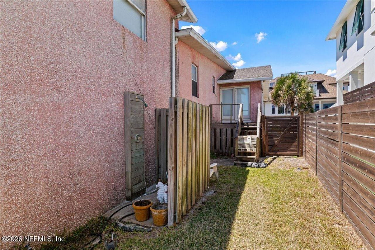 3007 Ocean Drive S, Jacksonville Beach, FL 32250 Photo