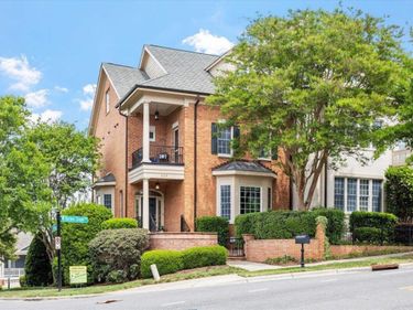 308 W Barbee Chapel Road, Chapel Hill, NC 27517