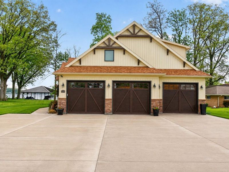 9730 Lakeshore Drive E, Huntsville, OH 43324 Photo 6