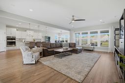 473 Noah Ave. photo 4
