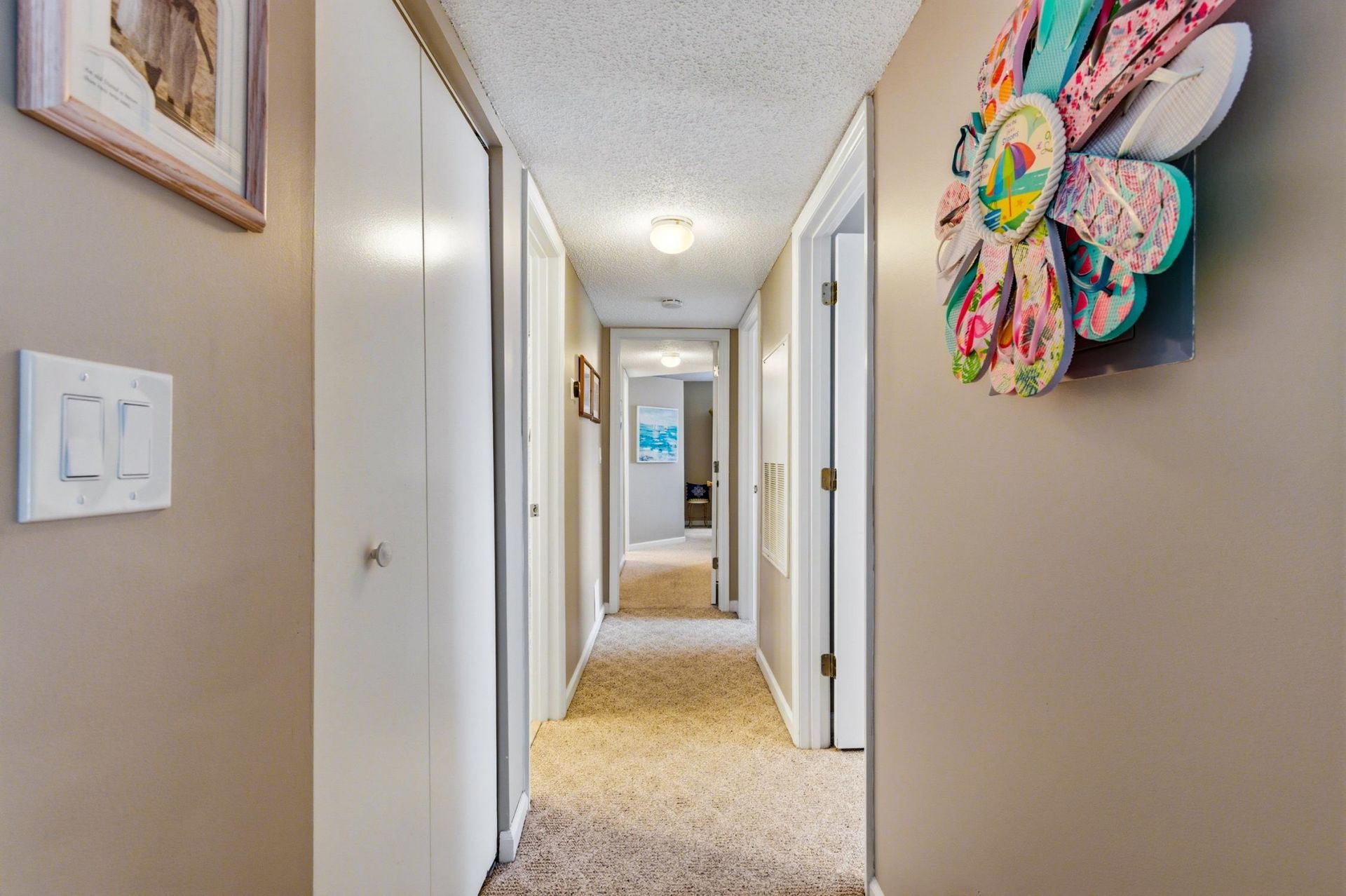 2225 Huntingdon Dr. Photo 11