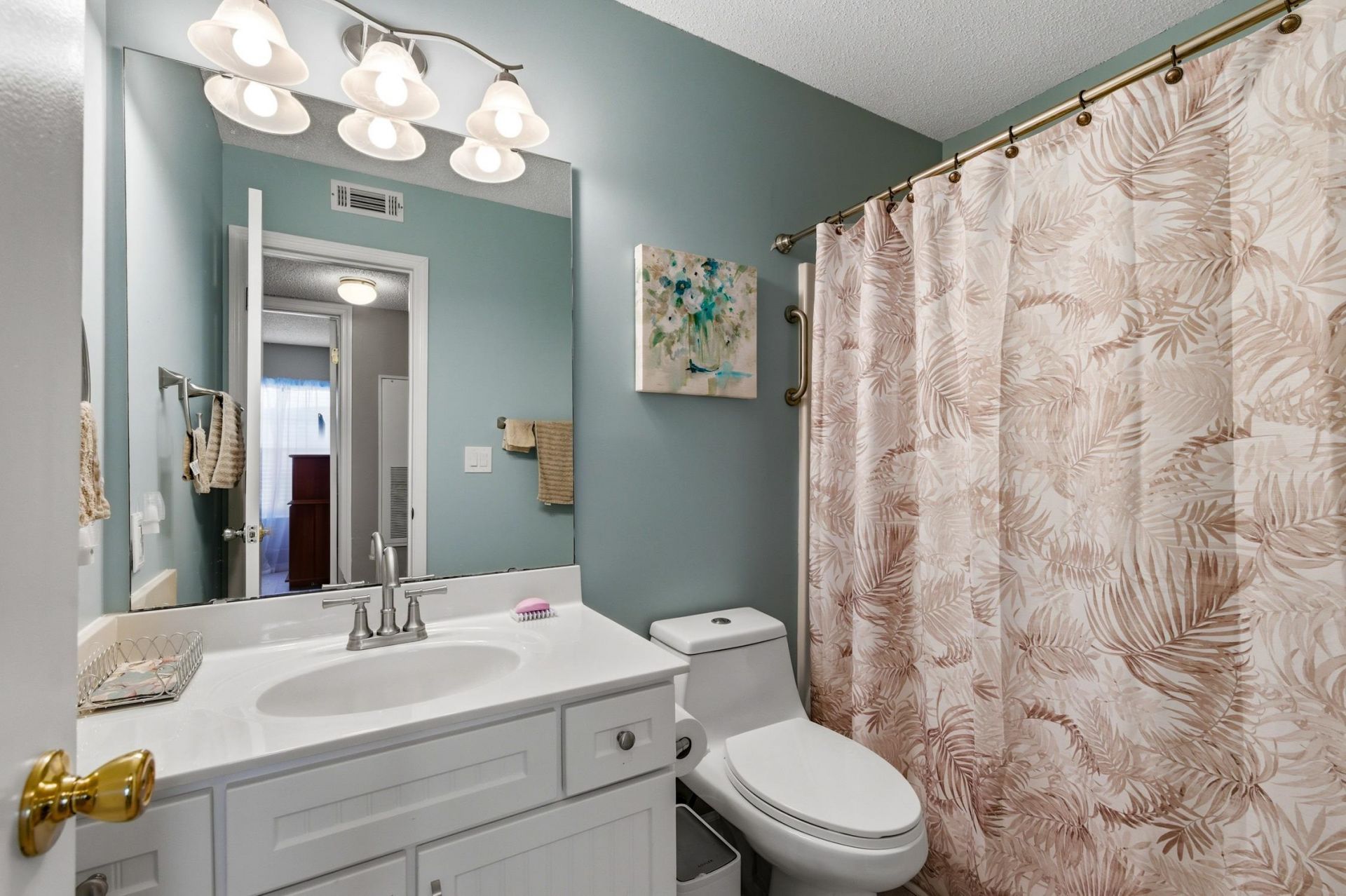 2225 Huntingdon Dr. Photo 14