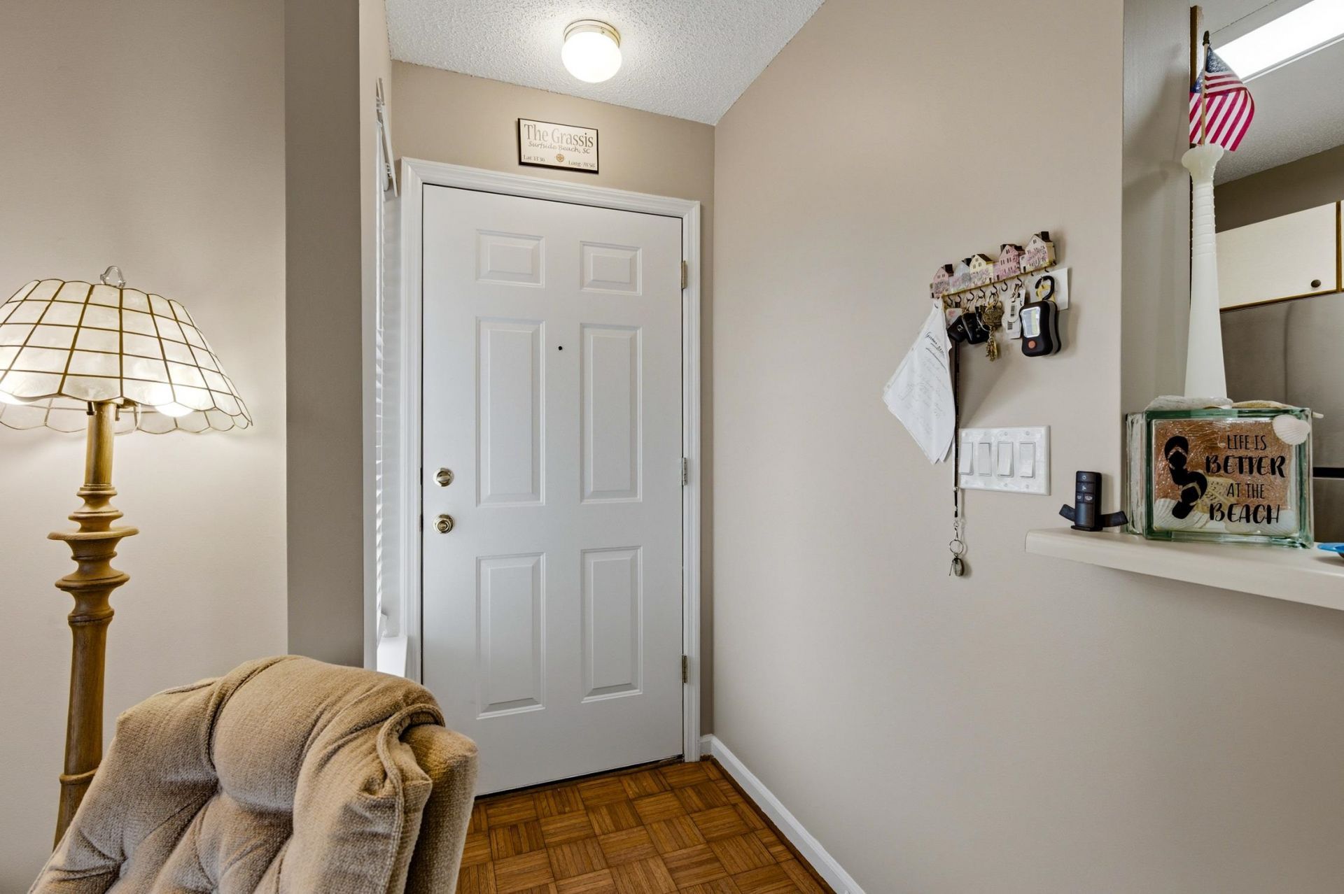 2225 Huntingdon Dr. Photo 2