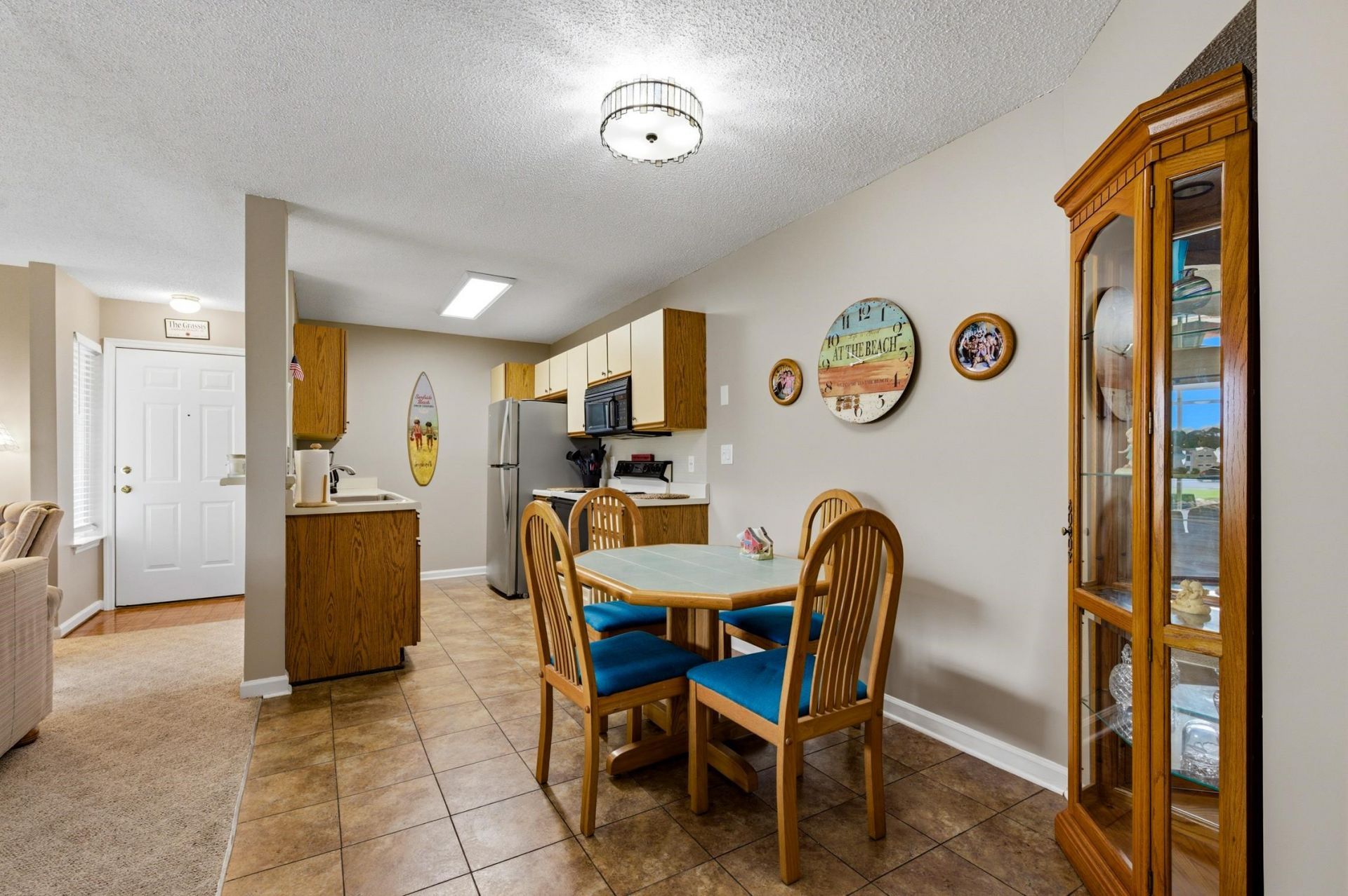 2225 Huntingdon Dr. Photo 7