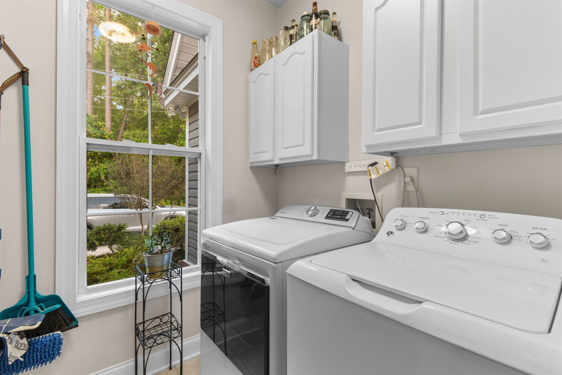 1884 Clarence Dr. Photo 25