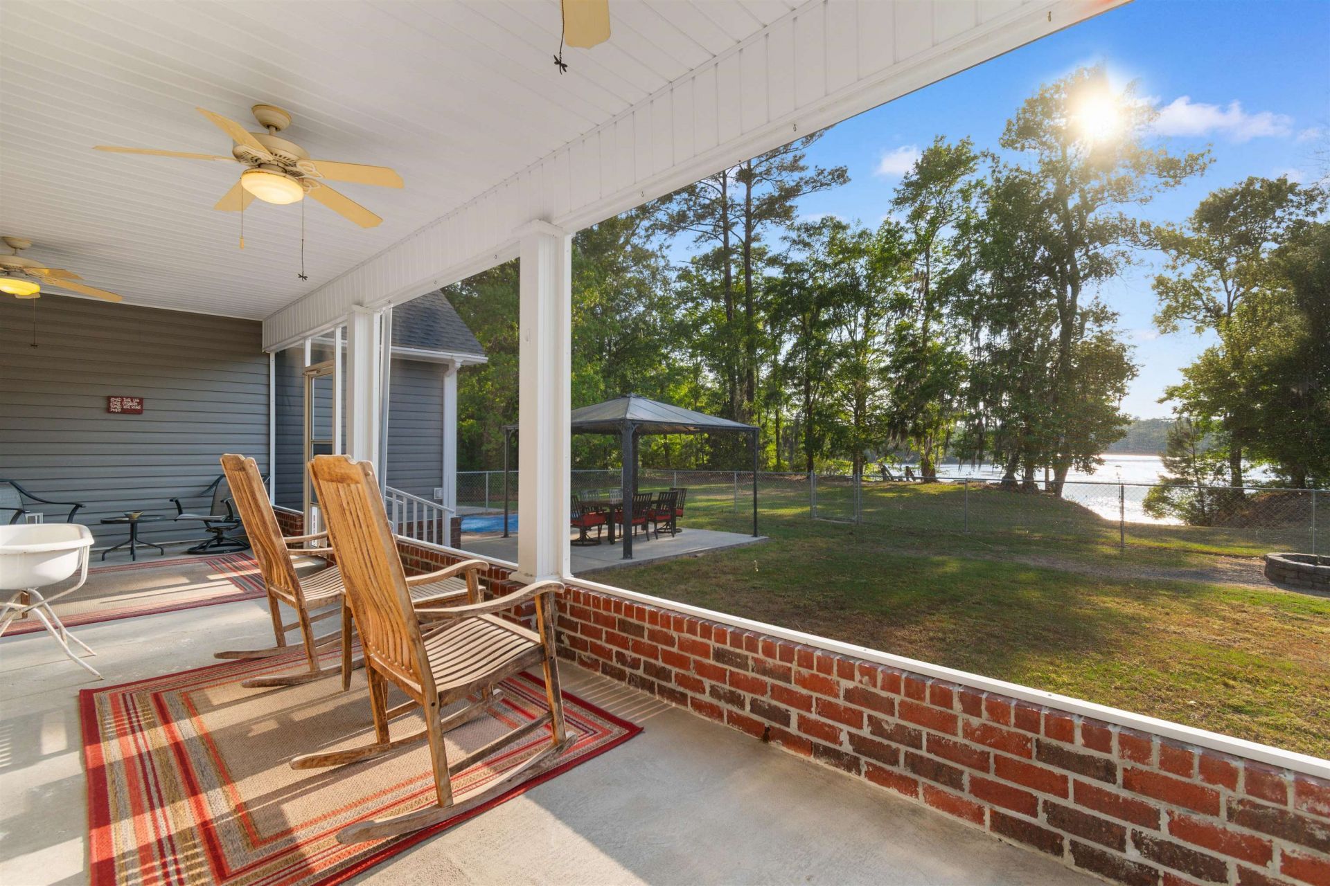 1884 Clarence Dr. Photo 27