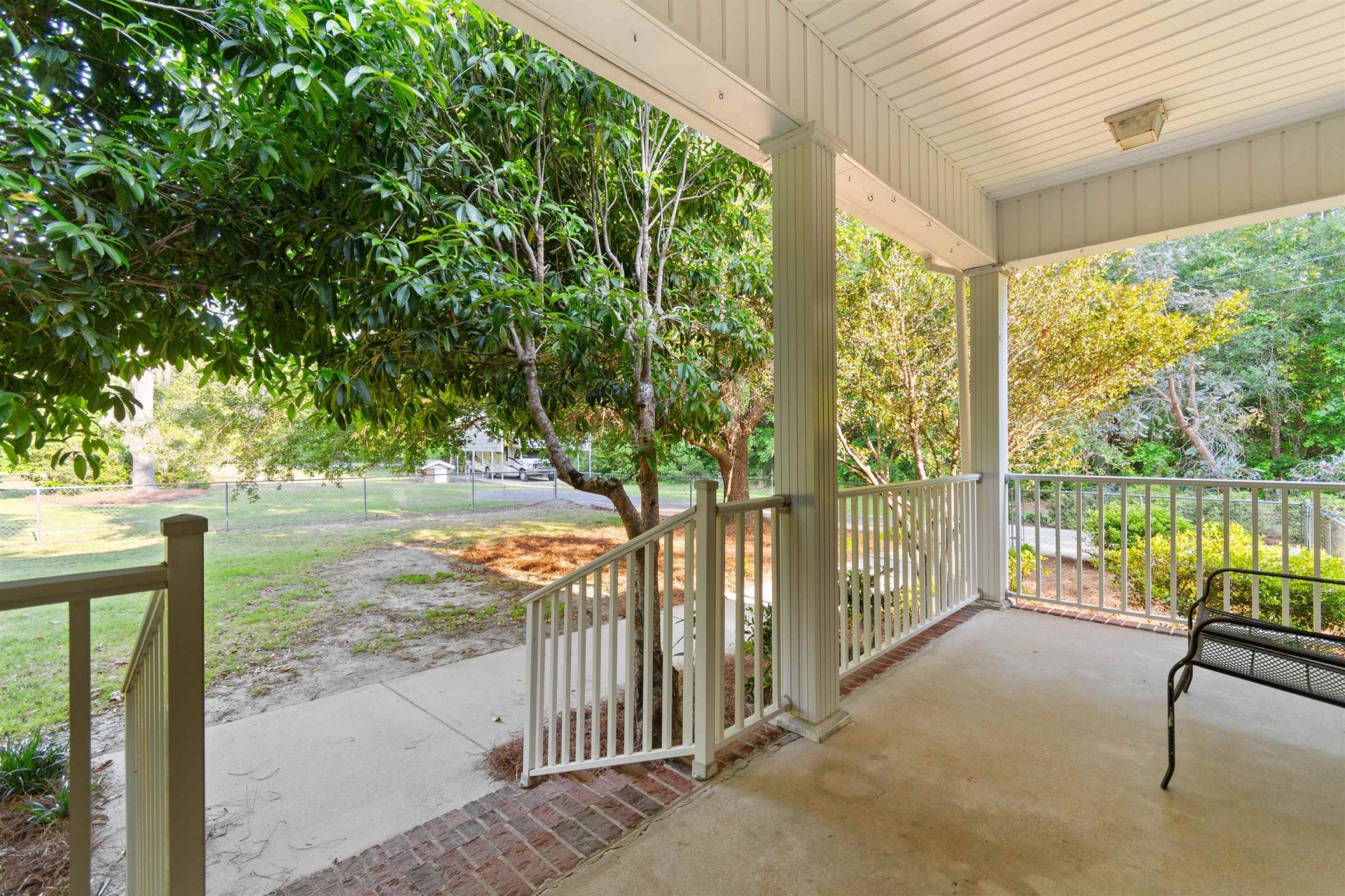 1884 Clarence Dr. Photo 44