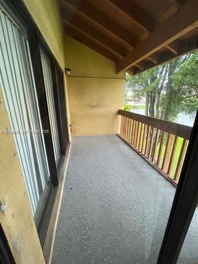 8875 Fontainebleau Blvd , Unit 201, Miami, FL 33172 Photo