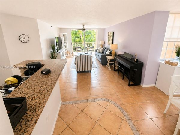 19801 E Country Club Dr , Unit 4307, Aventura, FL 33180