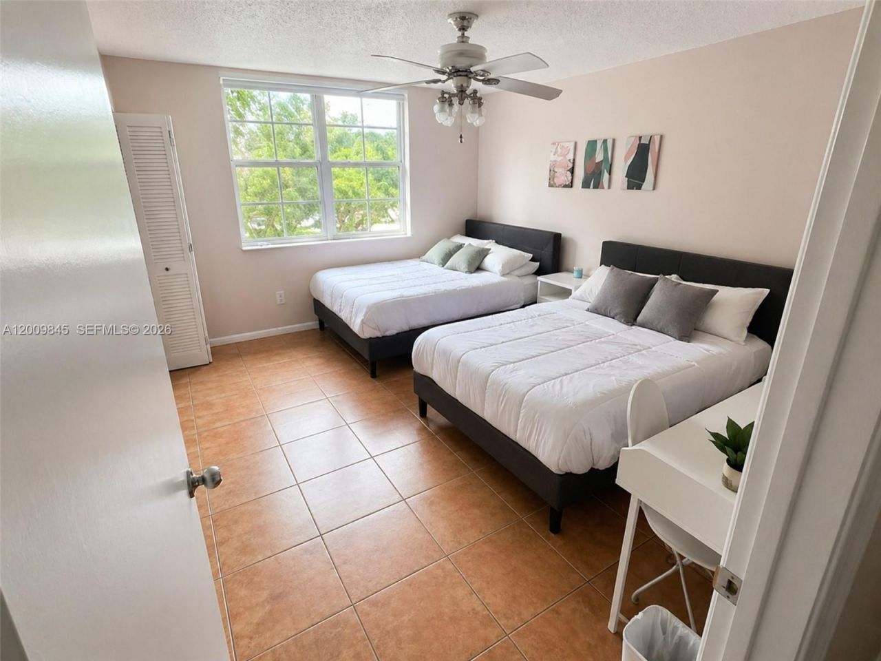 19801 E Country Club Dr , Unit 4307, Aventura, FL 33180 Photo