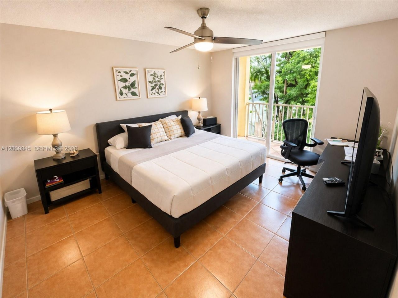 19801 E Country Club Dr , Unit 4307, Aventura, FL 33180 Photo