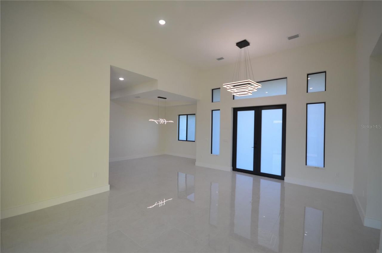 2416 Diplomat Parkway W, Cape Coral, FL 33993 Photo