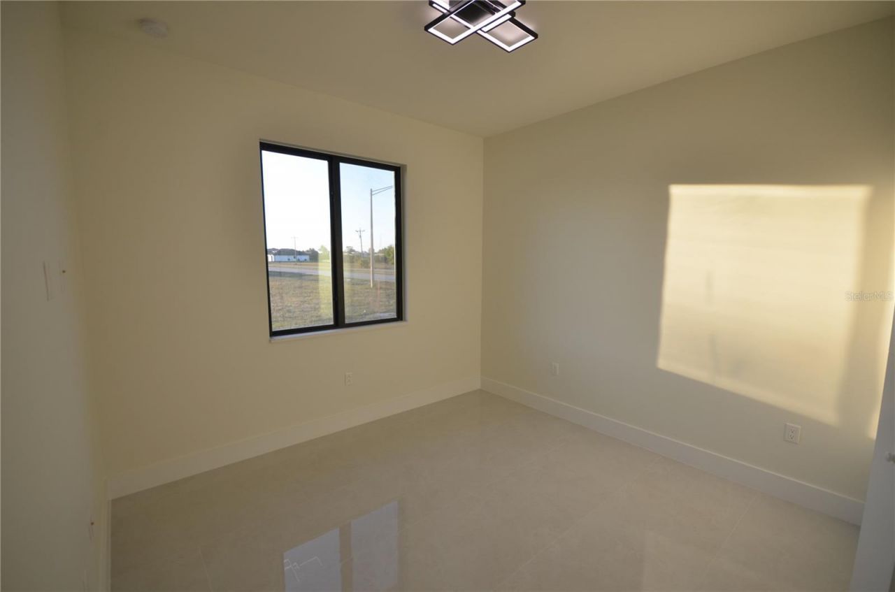 2416 Diplomat Parkway W, Cape Coral, FL 33993 Photo