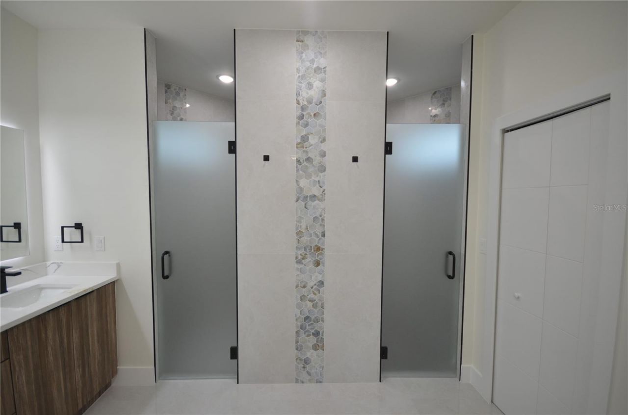 2416 Diplomat Parkway W, Cape Coral, FL 33993 Photo