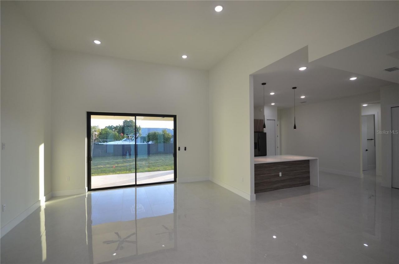 2416 Diplomat Parkway W, Cape Coral, FL 33993 Photo