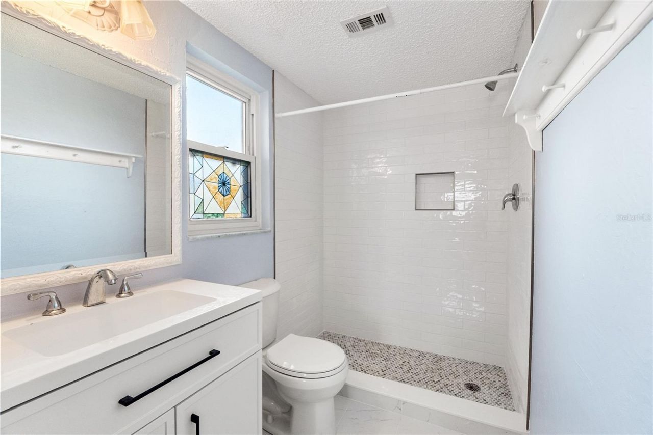 1153 Rue Des Rois , Unit 1A, South Pasadena, FL 33707 Photo